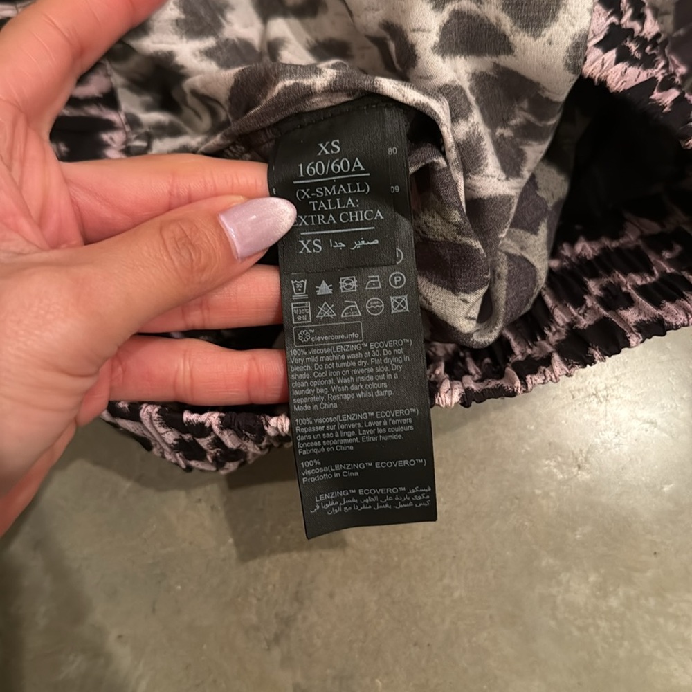 AllSaints Leopard Print Pajama Set - Picture 9 of 11